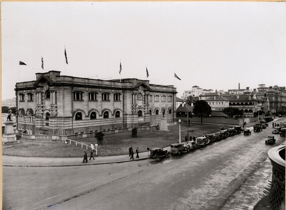 Mitchell Library and NSW Parliament House 1935