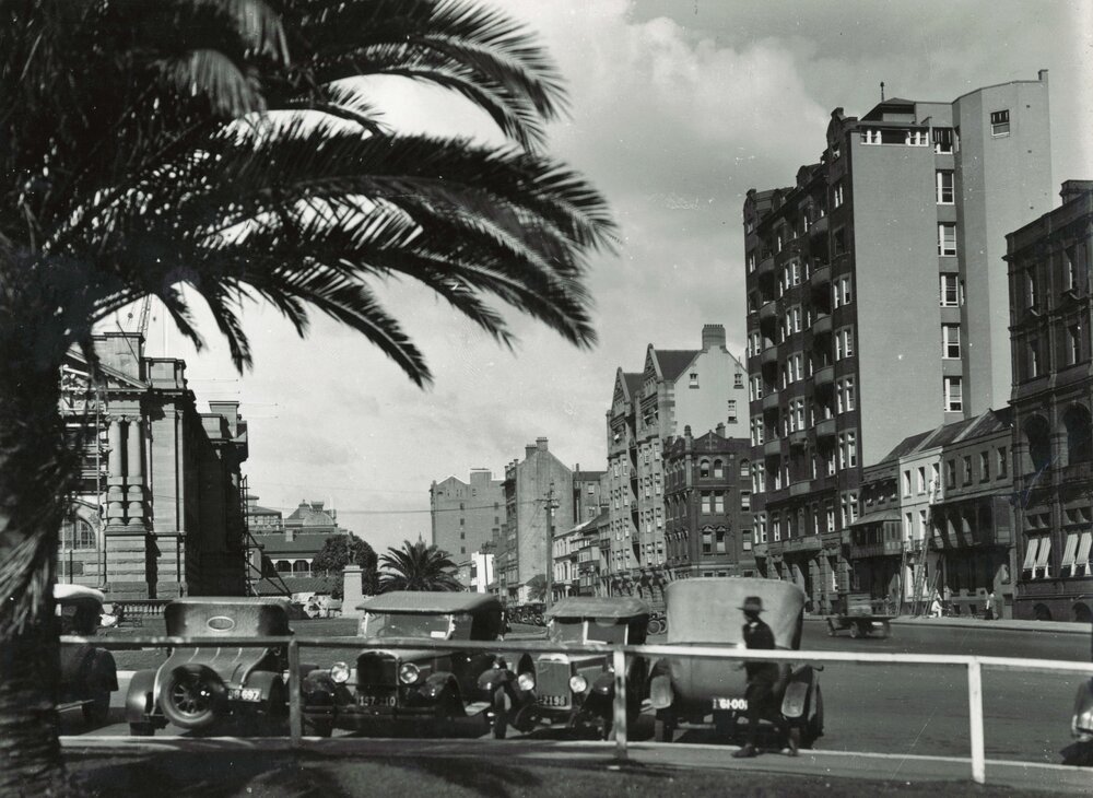 Macquarie Street looking towards Parliament House - 1928