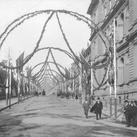 Macquarie Street during royal visit 1901